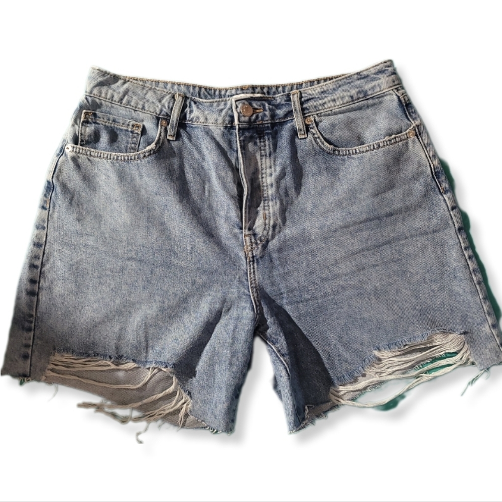 Forever 21 mom short denim rip jeans size 31